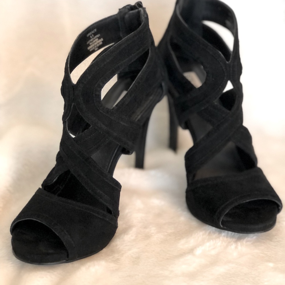 Steve Madden Black Immence Heels Size 5.5